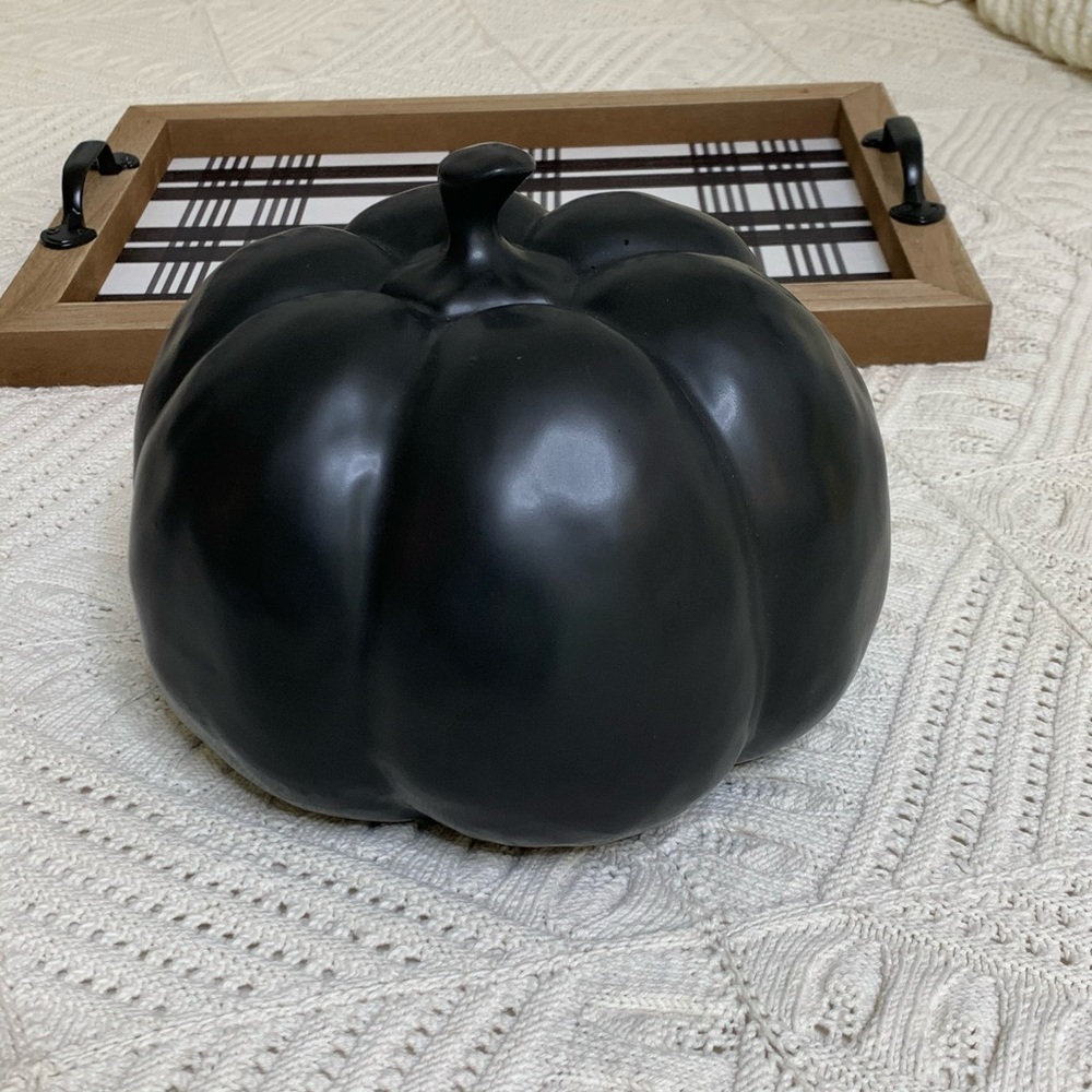 LAST ONE!🖤🎃Rae Dunn SCARY Black Pumpkin Medium - Picture 3 of 9